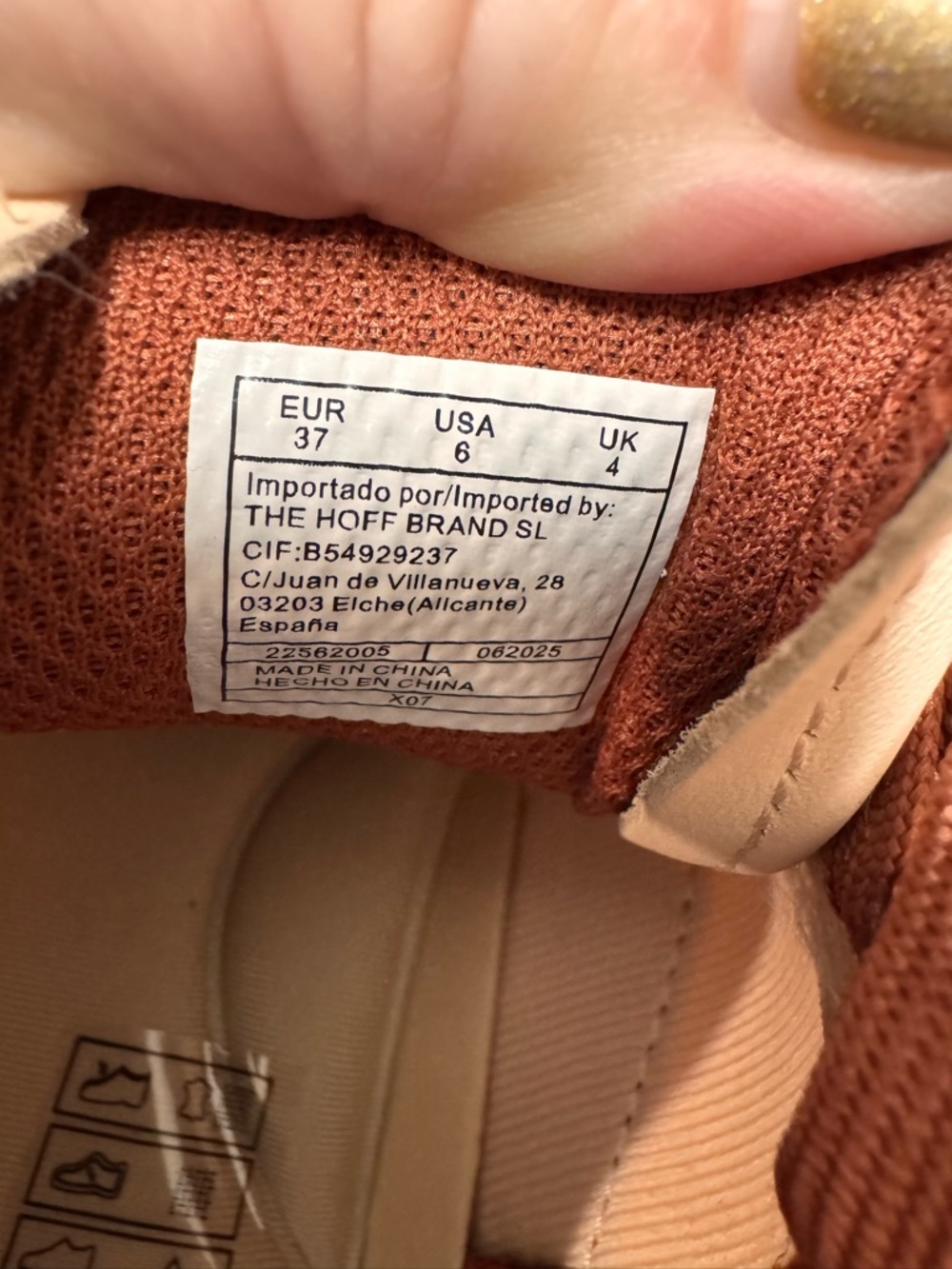 Women's Athletic Shoes in Pink and Cream - Picture 9 of 9